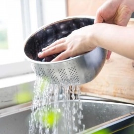 KRESHU Heavy Quality Stainless Steel 304 Food Grade 3-in-1 Bowls Vegetables Rice Washer with Side Drain Bowls Colander Strainer Basket Ideal for Kitchen Tools Vegetables, Rice, Fruits (23cm, Silver)