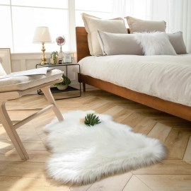Soft Faux Fur Fluffy Area Rug, Luxury Fuzzy Sheepskin Carpet Rugs for Bedroom Living Room, Shaggy Silky Plush Carpet Bedside Rug Floor Mat,60X90 CM White